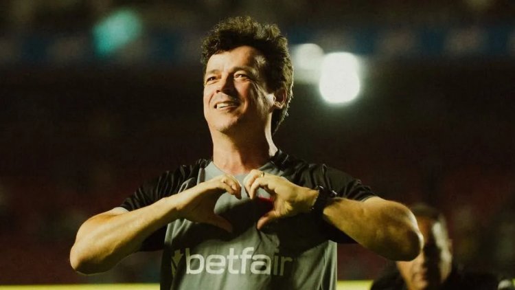 Fernando Diniz é anunciado como novo técnico do Corinthians