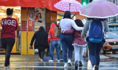 Alto Tietê registra 21 ocorrências dechuvas; Defesa Civil emite novo alerta