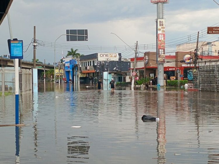 Chuva intensa causa alagamentos e transtornos no Alto Tietê.