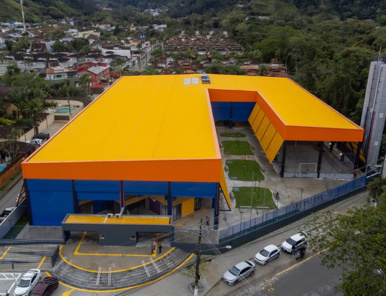 Governador Tarcísio de Freitas inaugura nova escola e creche em Juquehy ao lado do prefeito Reinaldinho